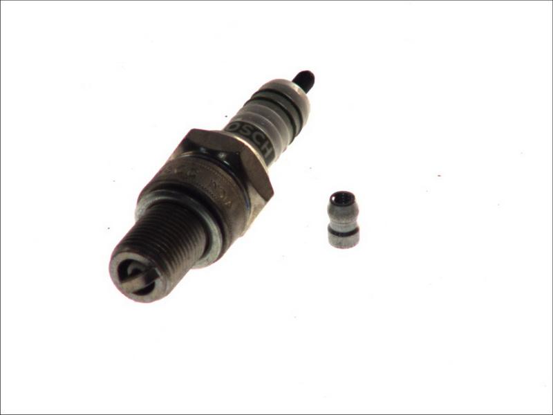 BOSCH 0241229579 - Свічка запалювання ligaparts.com.ua